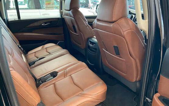 Cadillac Escalade Long rental in Dubai - CarHire24